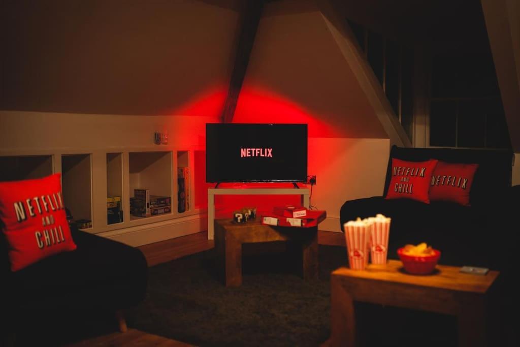 Games And Movies Lounge 7 Bed City Centre Apartment Newcastle upon Tyne Zewnętrze zdjęcie