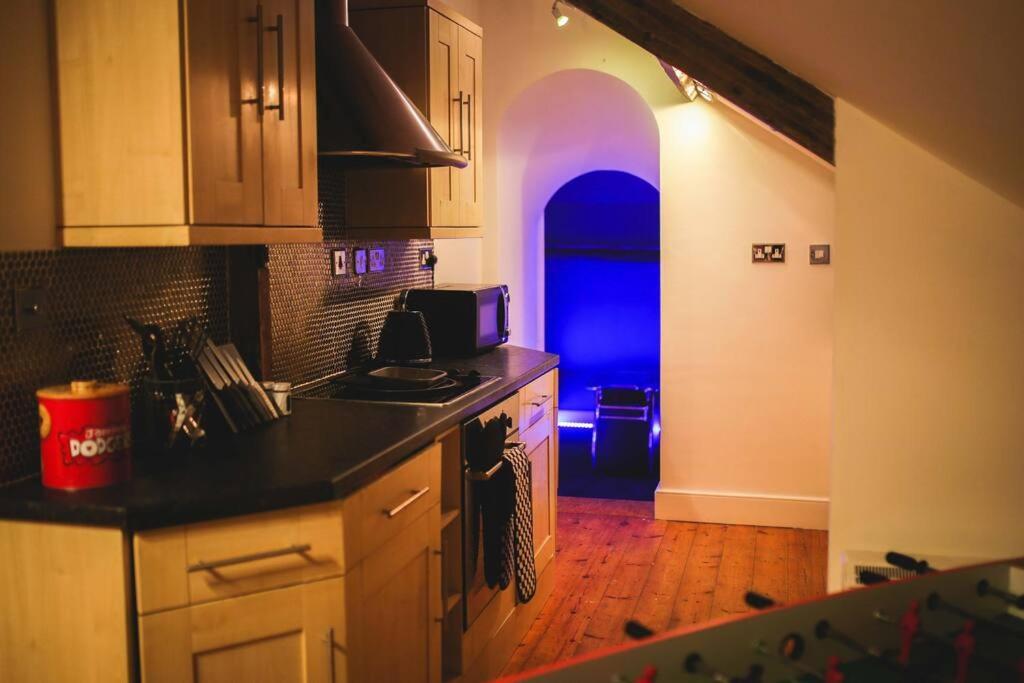 Games And Movies Lounge 7 Bed City Centre Apartment Newcastle upon Tyne Zewnętrze zdjęcie
