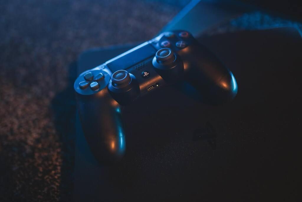 Games And Movies Lounge 7 Bed City Centre Apartment Newcastle upon Tyne Zewnętrze zdjęcie