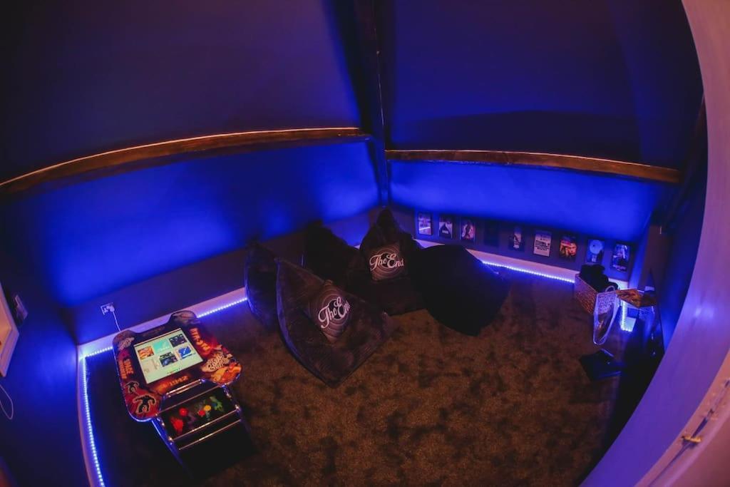 Games And Movies Lounge 7 Bed City Centre Apartment Newcastle upon Tyne Zewnętrze zdjęcie