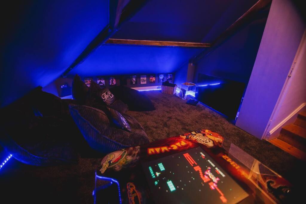 Games And Movies Lounge 7 Bed City Centre Apartment Newcastle upon Tyne Zewnętrze zdjęcie